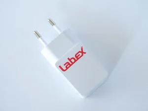 Cargador 220V enchufe UE